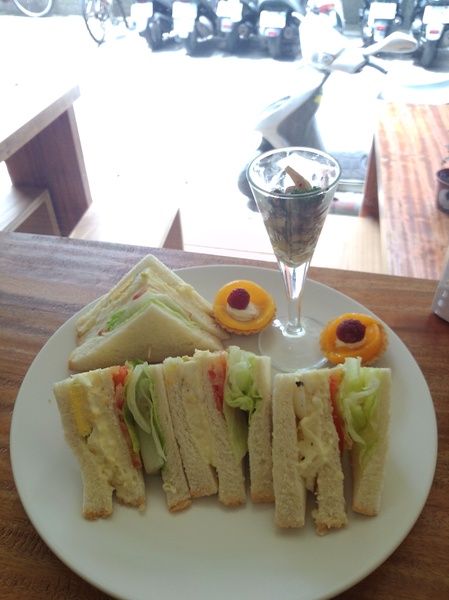 初映咖啡 Chu In Cafe：小小窩心姊妹掏心地chu~in--初映咖啡