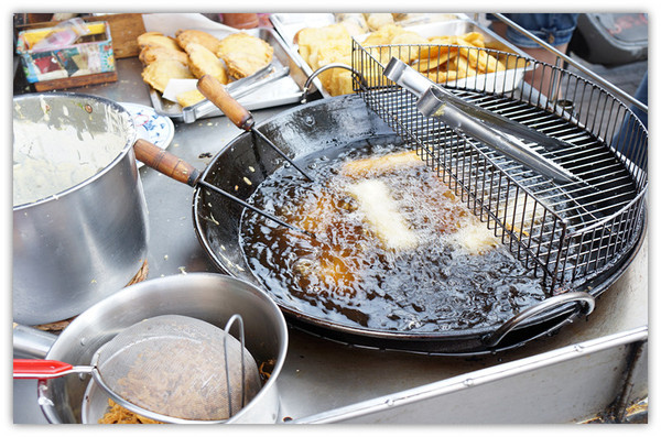 建國炸粿攤：馬公♬老少咸宜素食點心～美食節目也報導！　建國（素食）炸粿