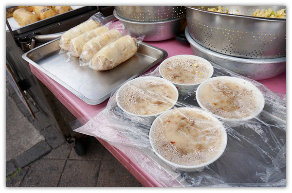 建國炸粿攤：馬公♬老少咸宜素食點心～美食節目也報導！　建國（素食）炸粿