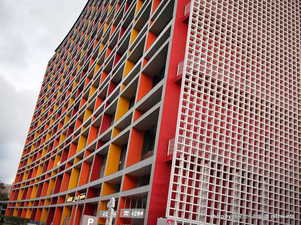 松山文創園區:【景點】台北信義-松山文創園區 : 喘口氣!享受生活?來這裡走走吧~~