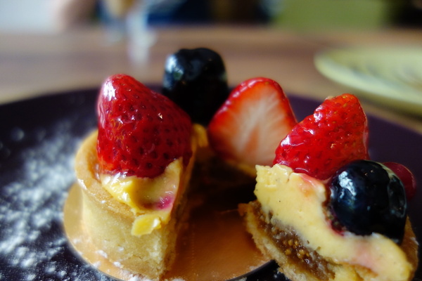 Eat Eat 意義Bistro:Eat Eat 意義Bistro 東區 有氣氛 寬敞店面