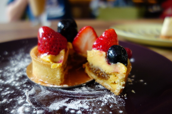 Eat Eat 意義Bistro:Eat Eat 意義Bistro 東區 有氣氛 寬敞店面