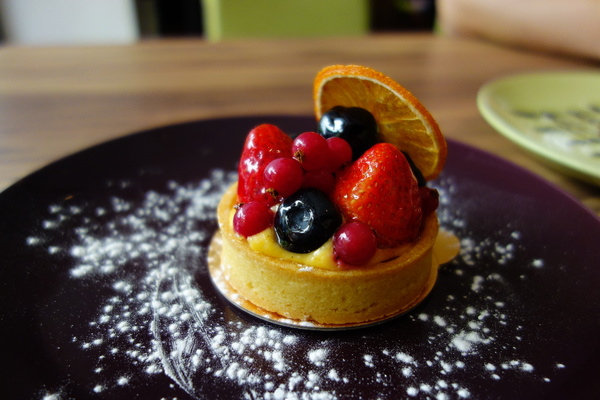 Eat Eat 意義Bistro:Eat Eat 意義Bistro 東區 有氣氛 寬敞店面