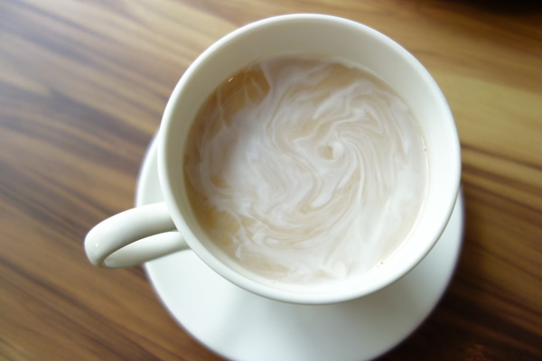 Eat Eat 意義Bistro:Eat Eat 意義Bistro 東區 有氣氛 寬敞店面