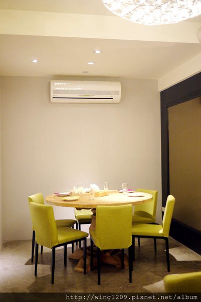 Eat Eat 意義Bistro：品嚐美味義式料理。「Eat Eat意義Bistro」