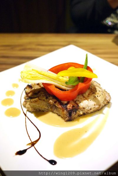 Eat Eat 意義Bistro：品嚐美味義式料理。「Eat Eat意義Bistro」