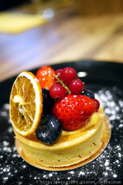 Eat Eat 意義Bistro：品嚐美味義式料理。「Eat Eat意義Bistro」