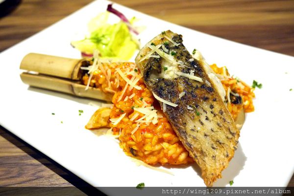 Eat Eat 意義Bistro：品嚐美味義式料理。「Eat Eat意義Bistro」