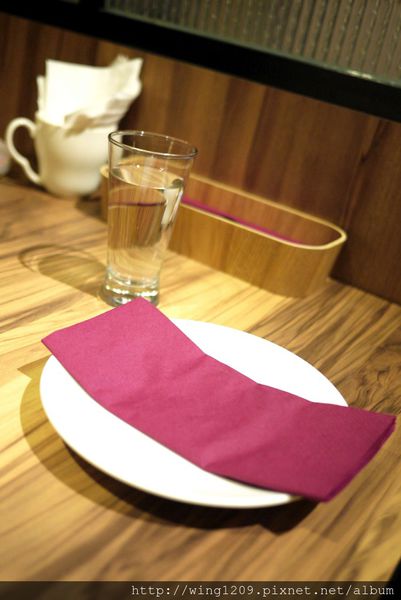 Eat Eat 意義Bistro：品嚐美味義式料理。「Eat Eat意義Bistro」