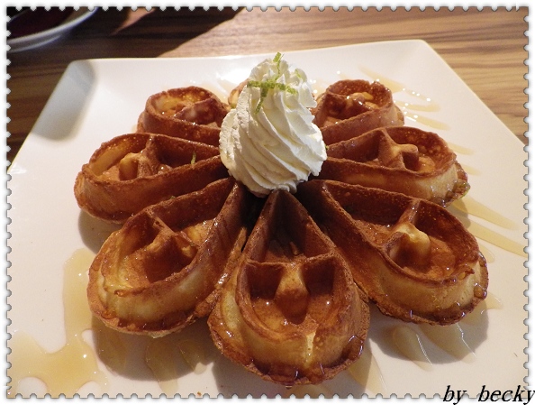 Eat Eat 意義Bistro(原Eat Eat 意義Pasta):Eat Eat Bistro~寧靜街巷中的下午茶點