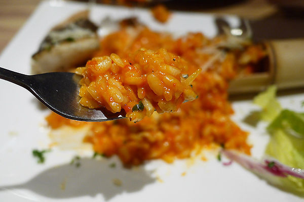 Eat Eat 意義Bistro：【台北東區】Eat Eat 意義Bistro。義式風味料理