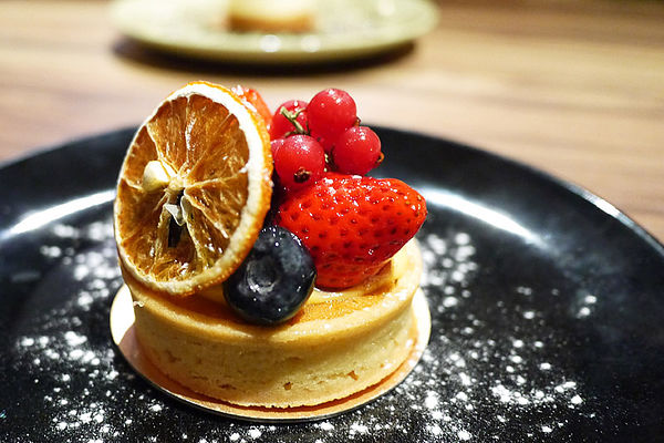 Eat Eat 意義Bistro：【台北東區】Eat Eat 意義Bistro。義式風味料理