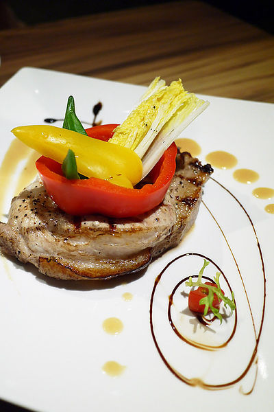 Eat Eat 意義Bistro：【台北東區】Eat Eat 意義Bistro。義式風味料理