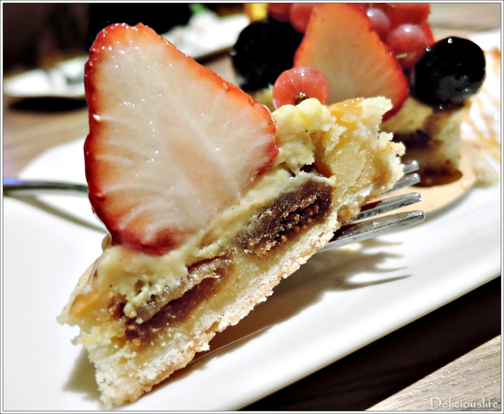 繽紛莓果塔140-5