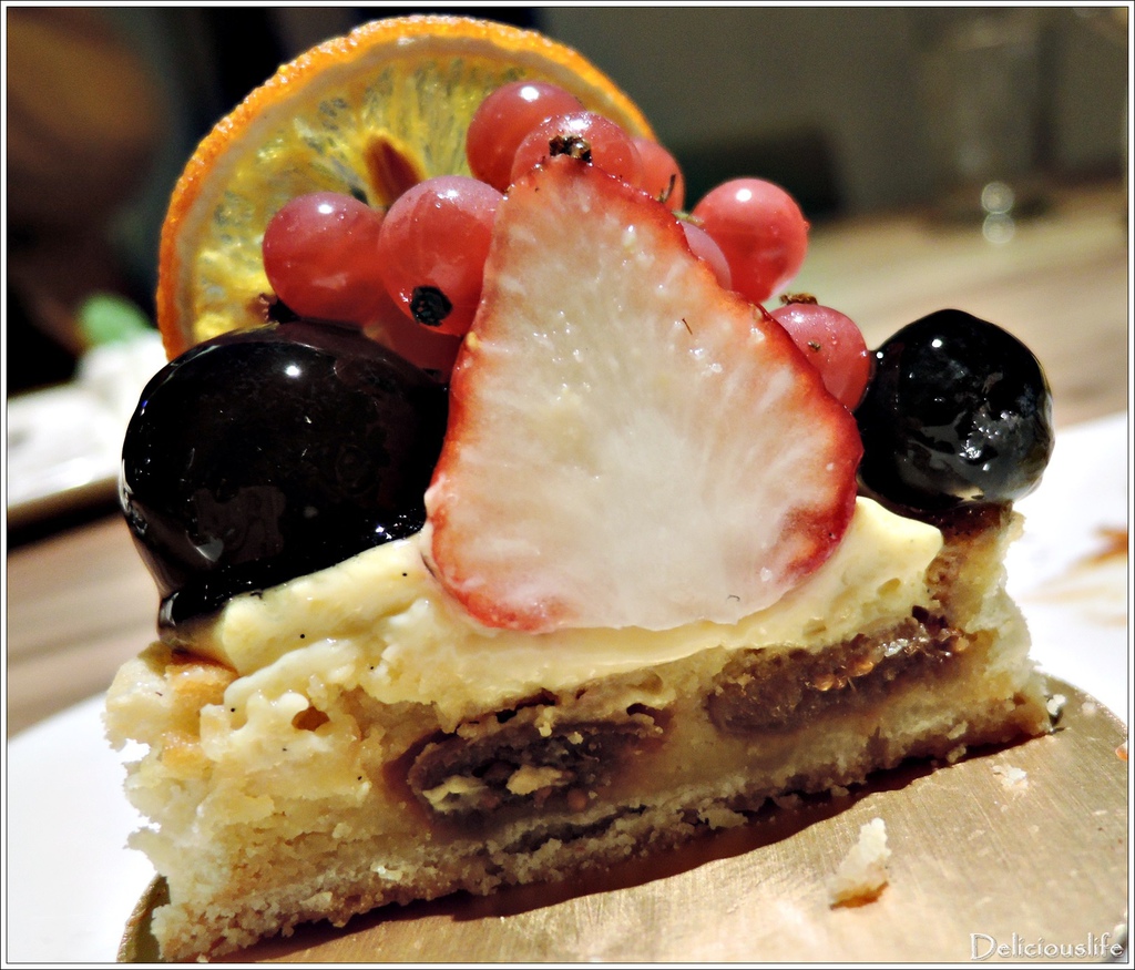 繽紛莓果塔140-4