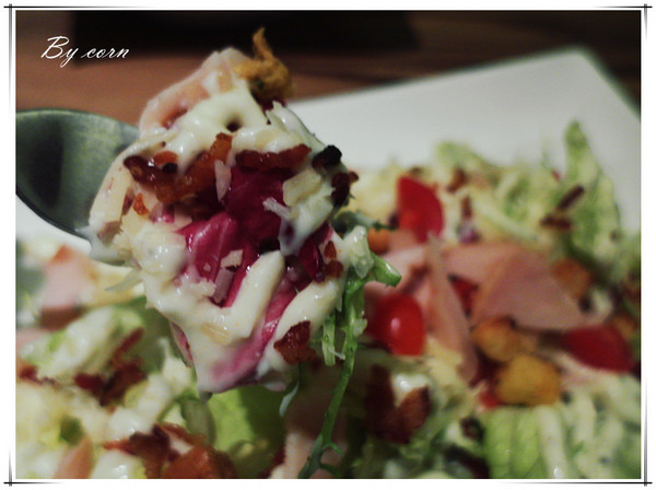 Eat Eat 意義Bistro：【試吃】台北東區§巷弄隱藏美食之藝人簡沛恩開的店→Eat Eat 意義Bistro