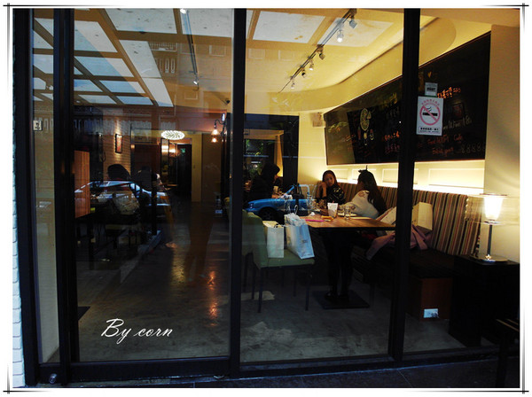 Eat Eat 意義Bistro：【試吃】台北東區§巷弄隱藏美食之藝人簡沛恩開的店→Eat Eat 意義Bistro