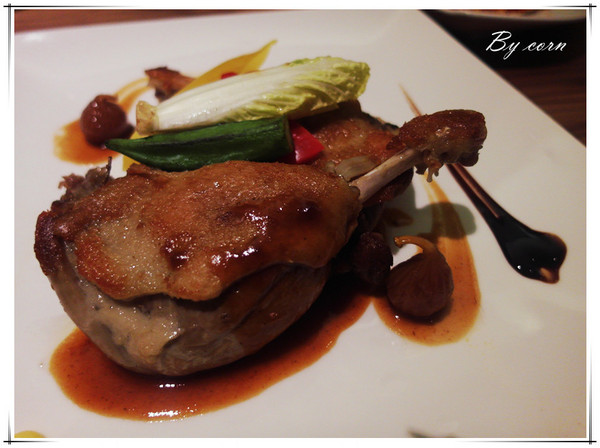 Eat Eat 意義Bistro：【試吃】台北東區§巷弄隱藏美食之藝人簡沛恩開的店→Eat Eat 意義Bistro