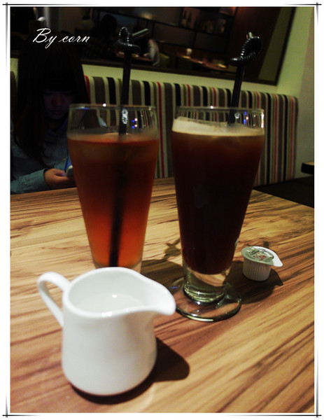 Eat Eat 意義Bistro：【試吃】台北東區§巷弄隱藏美食之藝人簡沛恩開的店→Eat Eat 意義Bistro