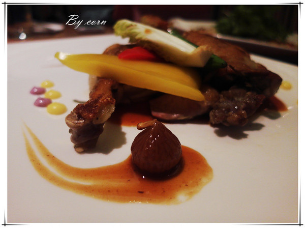 Eat Eat 意義Bistro：【試吃】台北東區§巷弄隱藏美食之藝人簡沛恩開的店→Eat Eat 意義Bistro