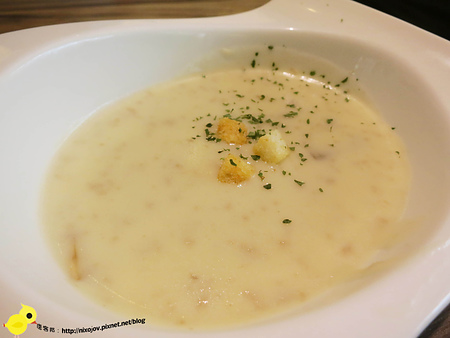 「窩客島體驗文」捷運忠孝敦化周邊餐廳-Eat Eat Bistro-溫馨典雅的義式餐廳