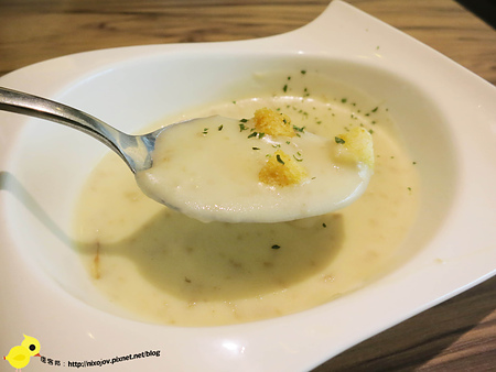 「窩客島體驗文」捷運忠孝敦化周邊餐廳-Eat Eat Bistro-溫馨典雅的義式餐廳