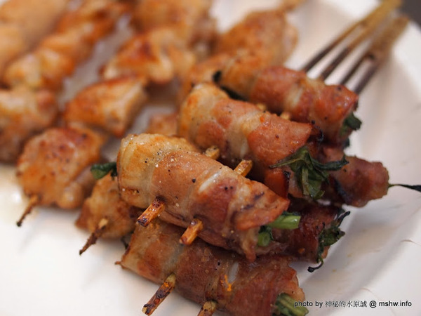 激旨燒鳥Gekiuma Yakitori：【食記】台中西屯-激旨燒き鳥@逢甲夜市 : 食材新鮮,口味實在的創意串燒