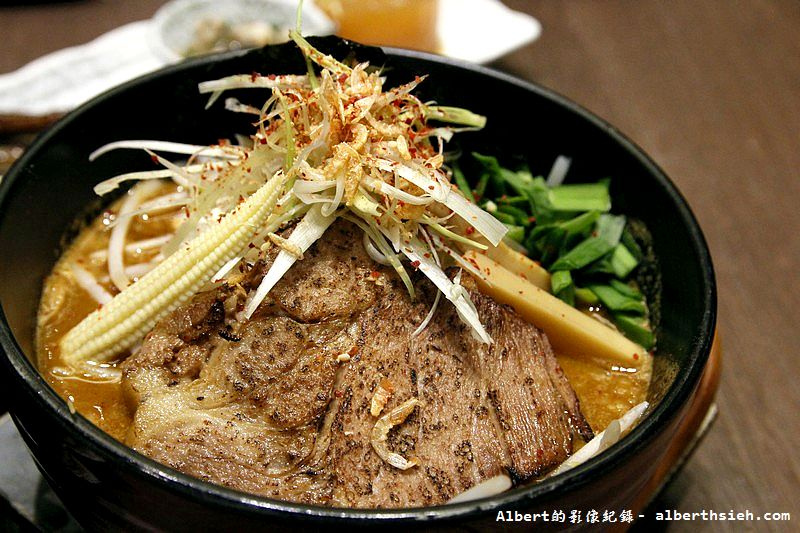 台北信義．鷹流辛味噌拉麵：惡鬼微辣味增拉麵