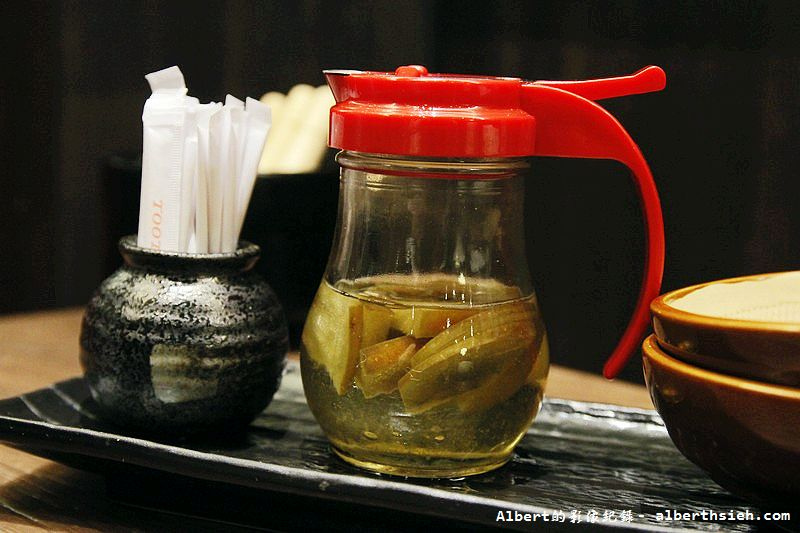 台北信義．鷹流辛味噌拉麵：蘋果醋