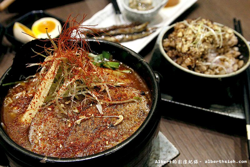 台北信義．鷹流辛味噌拉麵：惡鬼超級地獄麻辣味噌拉麵