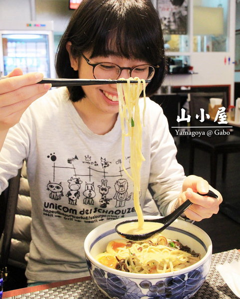 山小屋 Yamagoya Taiwan(台南店):【台南||東區】山小屋(台南店)──日本九洲最著名拉麵店,濃郁湯頭&平價日式拉麵!
