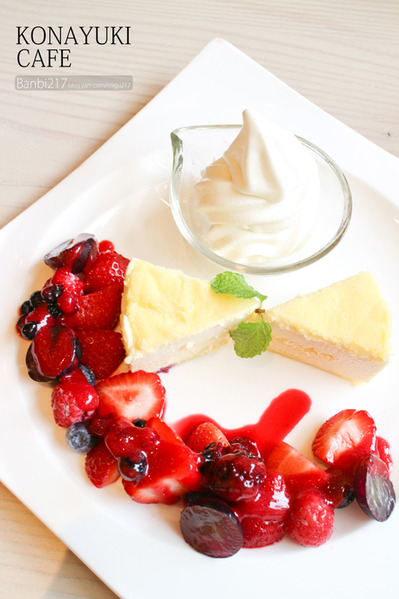 KONAYUKI 粉雪 北海道 Style Cafe:KONAYUKI 粉雪 北海道 Style Cafe LeTAO小樽乳酪蛋糕 下午茶(捷運中山站)