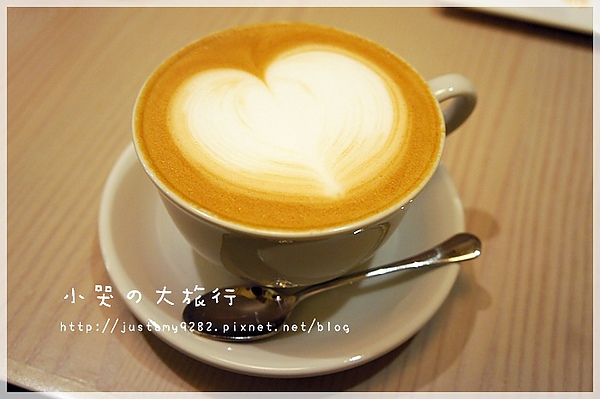 KONAYUKI 粉雪 北海道 Style Cafe：[台北市。中山區] 大人氣★KONAYUKI 粉雪 北海道 Style Cafe★下午茶店~✿