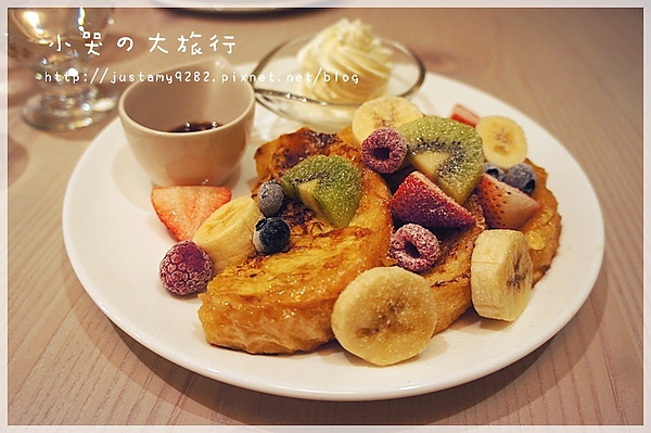 KONAYUKI 粉雪 北海道 Style Cafe：[台北市。中山區] 大人氣★KONAYUKI 粉雪 北海道 Style Cafe★下午茶店~✿