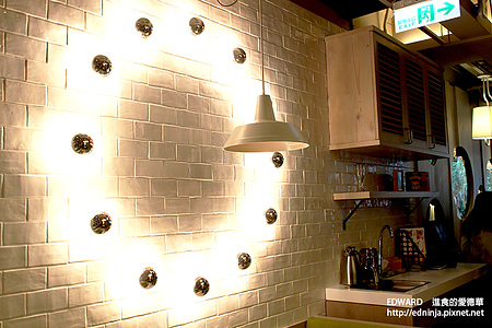 KONAYUKI 粉雪 北海道 Style Cafe：[邀約食記]台北中山 粉雪般的北海道夢幻甜點蛋糕 現在網路也買的到! 粉雪 Konayuki Hokkaido Style Cafe