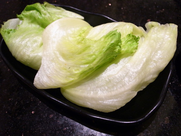 三朵花炭火燒肉‧鍋物：＜台北｜西門｜燒肉＞火鍋。燒肉。韓式料理三合一通通吃到飽！！！