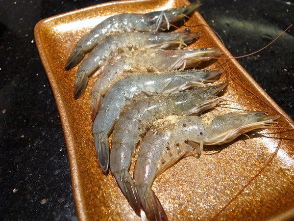 三朵花炭火燒肉‧鍋物：＜台北｜西門｜燒肉＞火鍋。燒肉。韓式料理三合一通通吃到飽！！！