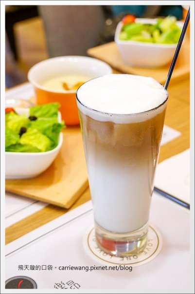 Love One Cafe (28).jpg