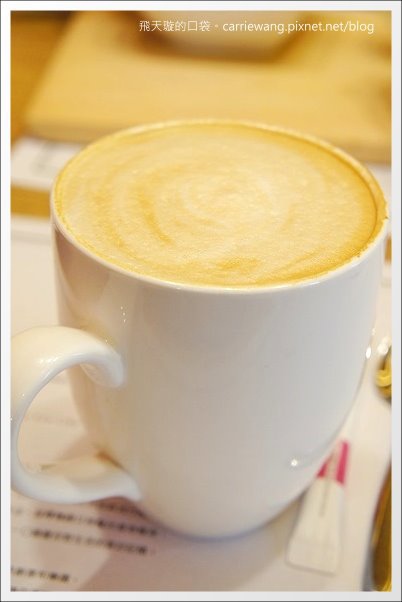 Love One Cafe (27).JPG