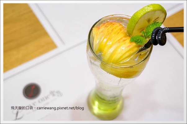 Love One Cafe (36).jpg