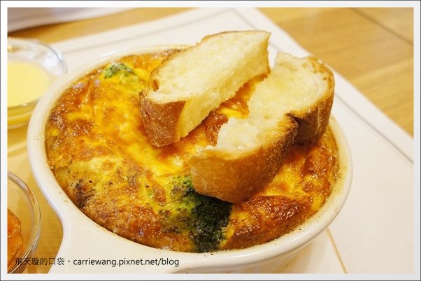 Love One Cafe (17).JPG