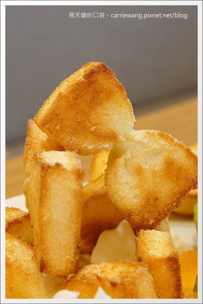 Love One Cafe (32).JPG