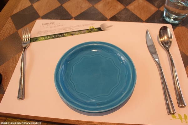 Bistro88義法餐酒館：Bistro88義法餐酒館✪招牌雞翅＆人氣pizza好吃唷~103.10.05