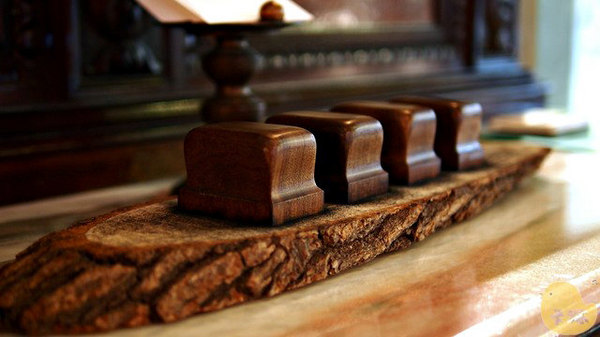 台中市第四信用合作社　：【食記】台中。《第四信用合作社》老銀行變冰店