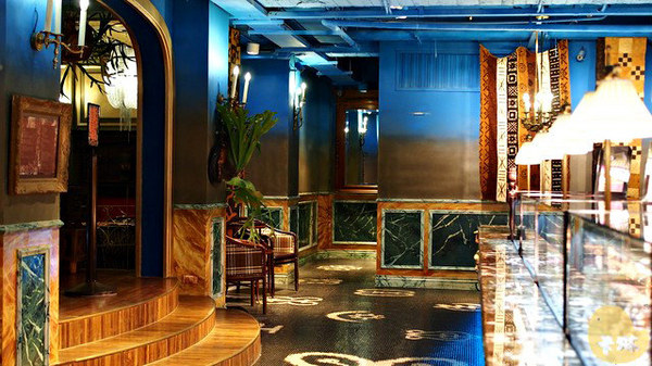 台中市第四信用合作社　：【食記】台中。《第四信用合作社》老銀行變冰店