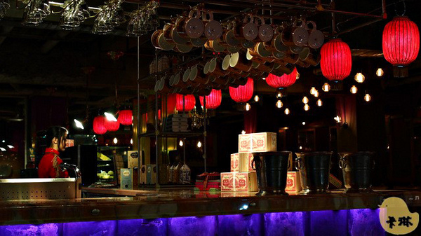 台中市第四信用合作社　：【食記】台中。《第四信用合作社》老銀行變冰店