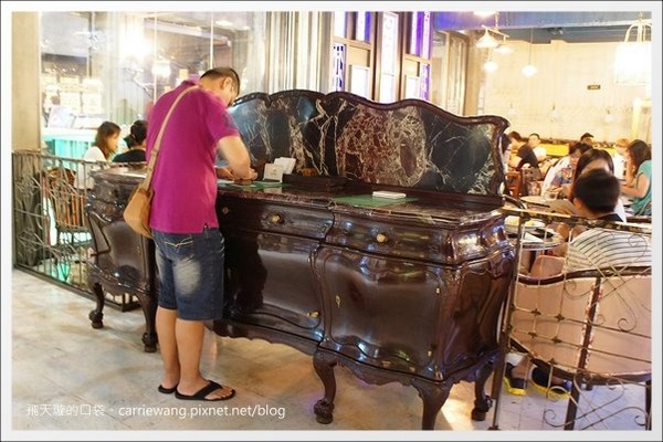 台中市第四信用合作社　：【台中冰品推薦】台中市第四信用合作社．宮原眼科二店。到銀行吃冰~