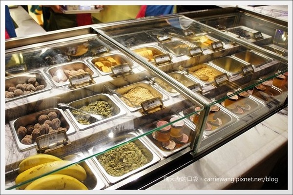 台中市第四信用合作社　：【台中冰品推薦】台中市第四信用合作社．宮原眼科二店。到銀行吃冰~