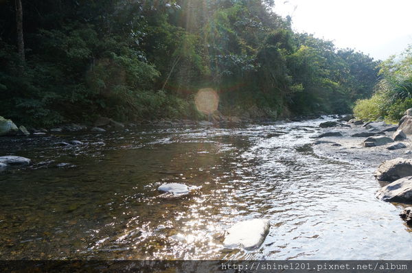 【宜蘭礁溪景點】五峰旗風景區,下車1分鐘踏溪,親子旅遊推薦