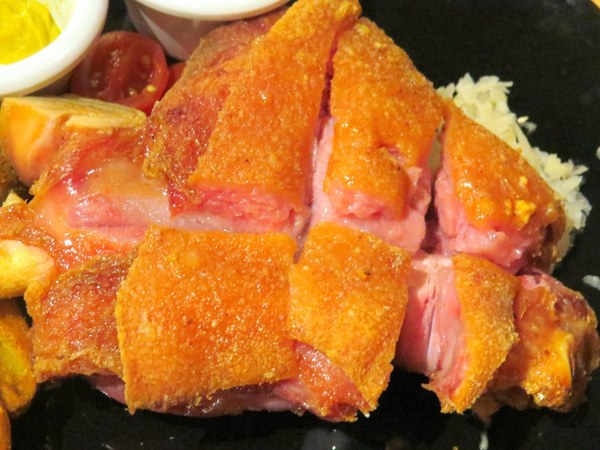 Pizza Hut氛享屋(新竹巨城店)：【口碑券】歡樂聚會的氛享屋『Pizza Hut氛享屋/新竹巨城店』